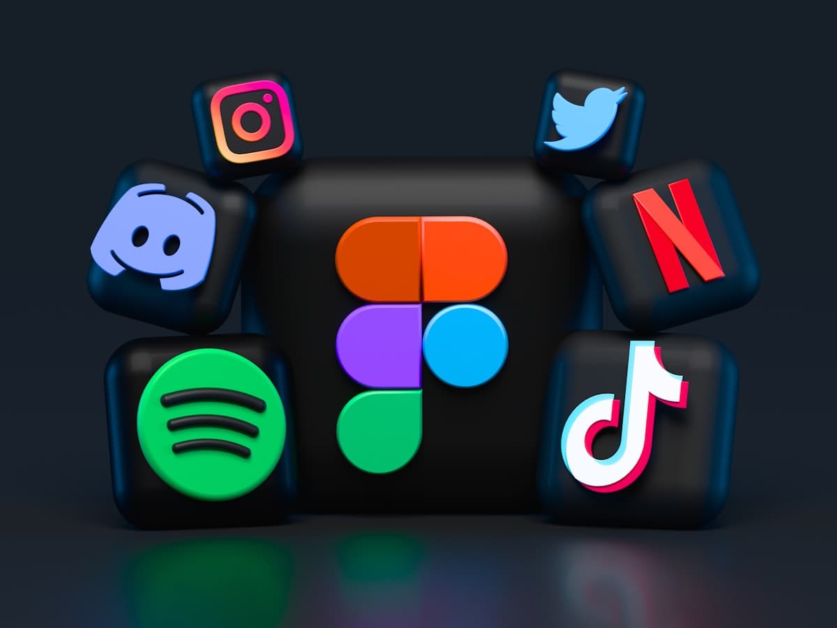 Marketing & Social